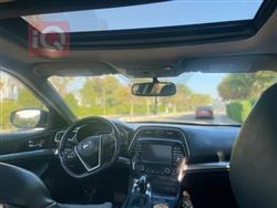 نيسان ماكسيما